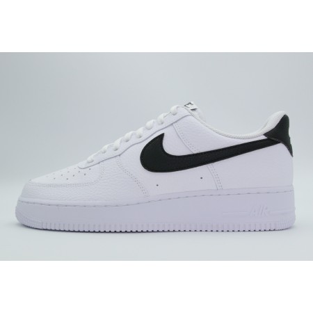 Nike Air Force 1 07 Sneakers 