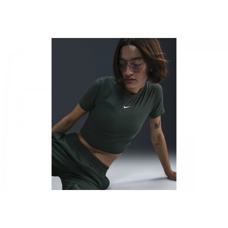 Nike Sportswear Essential Γυναικείο Cropped Κοντομάνικο T-Shirt