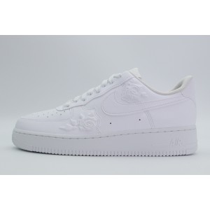 Nike Wmns Air Force 1 07 Sneakers (HF2016 100)